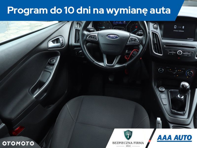Ford Focus SW - 9