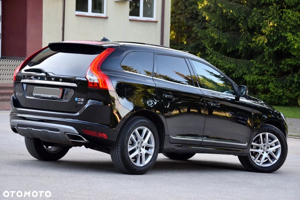 Volvo XC 60 D5 AWD Summum - 4