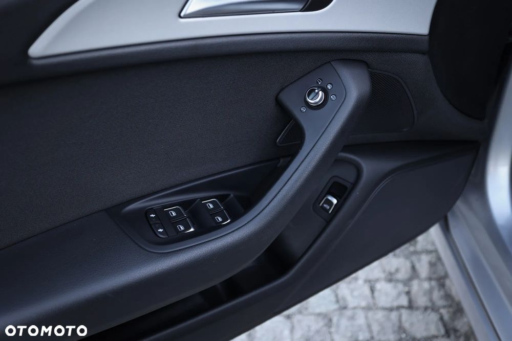 Audi A6 Avant 2.0 TDI Ultra S tronic - 18