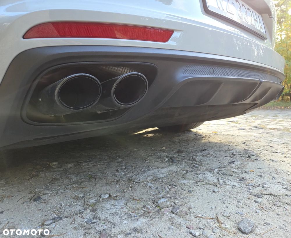 Porsche Panamera Standard - 8