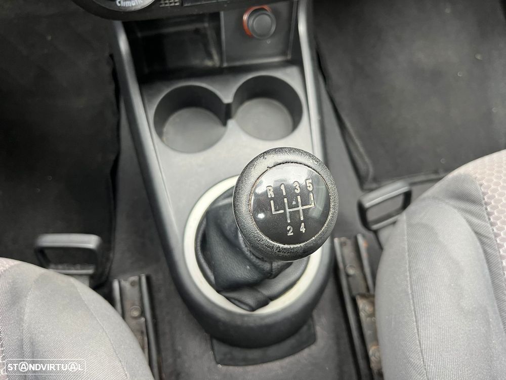 VW Fox 1.2 T.Liso Pack - 14