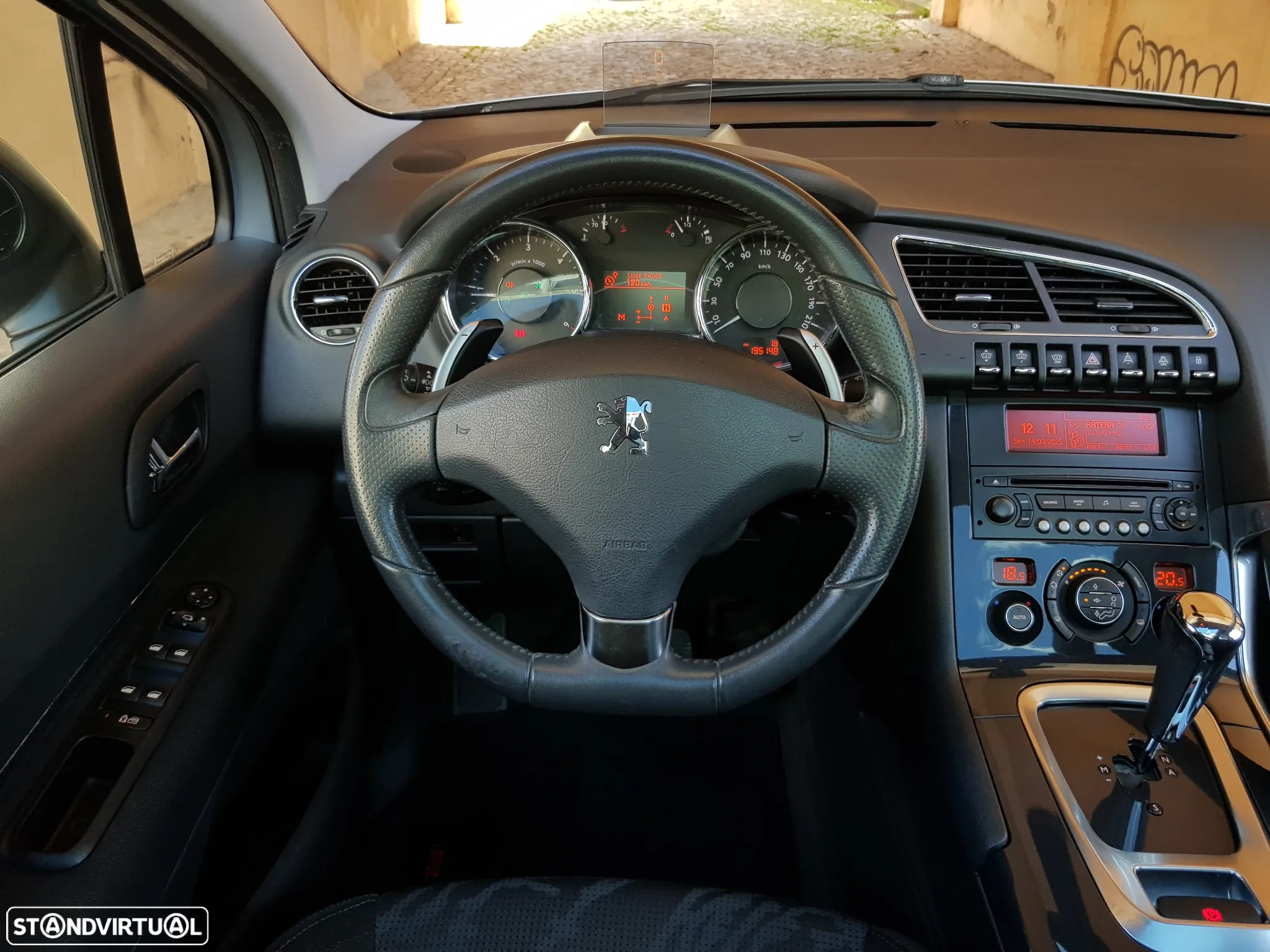 Peugeot 3008 1.6 HDi Sport - 32