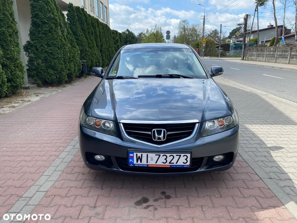 Honda Accord 2.0 Comfort - 2