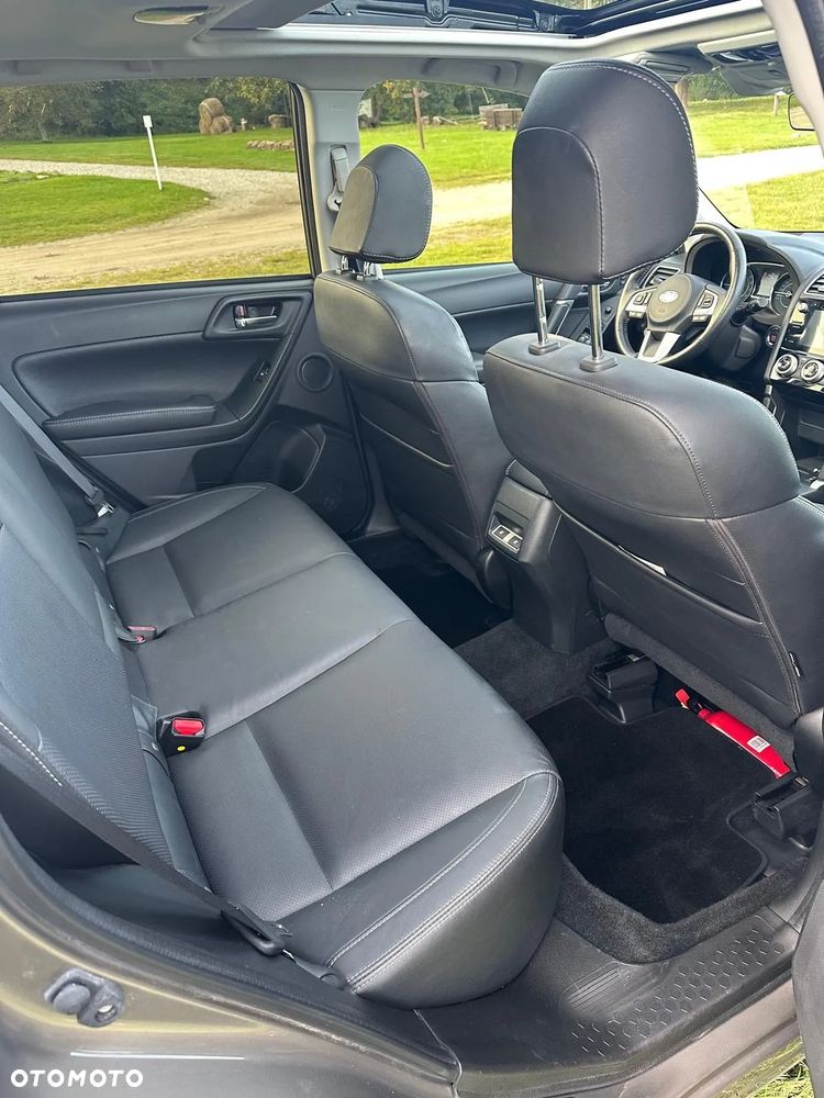 Subaru Forester 2.0 XT Platinum Lineartronic - 15