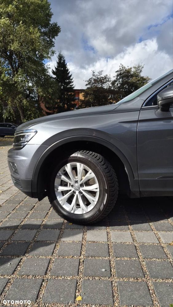 Volkswagen Tiguan - 14