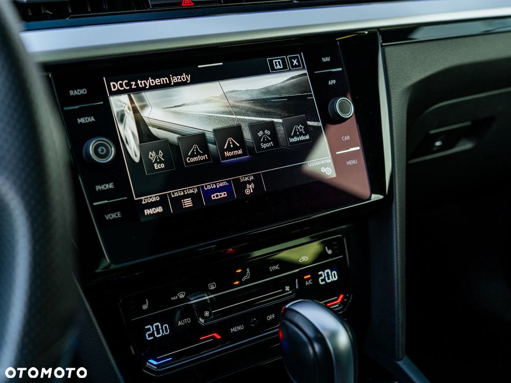 Volkswagen Arteon 2.0 TSI DSG R-Line - 31