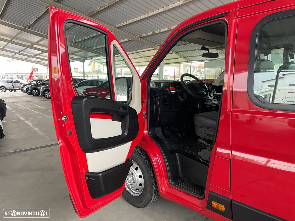 Peugeot Boxer 7Lugares 2.0 HDI 163cv C/Dupla - 7
