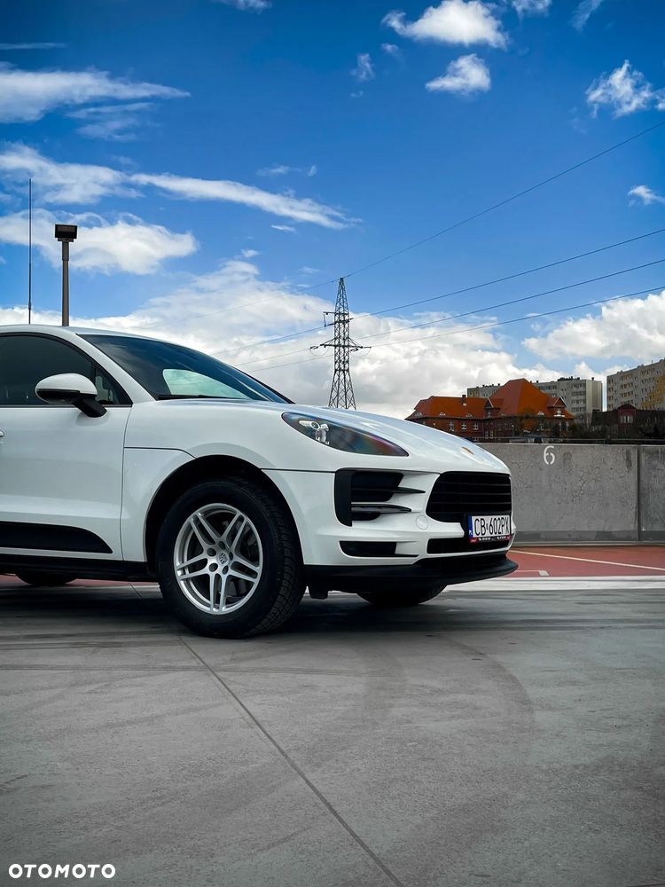 Porsche Macan Standard - 4
