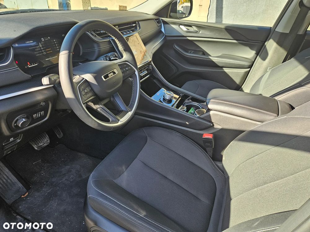 Jeep Grand Cherokee - 8