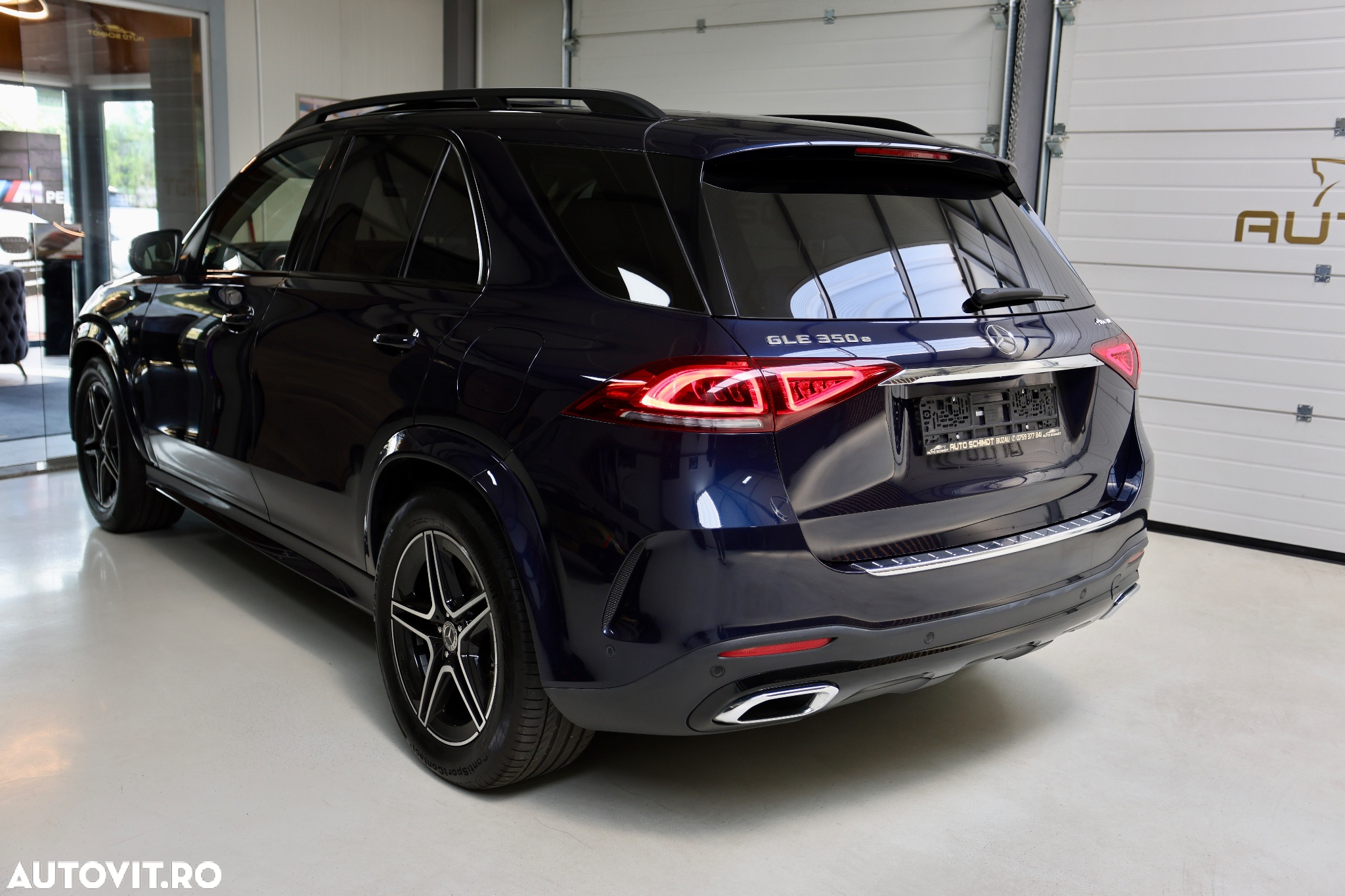 Mercedes-Benz GLE 350 e 4MATIC - 4