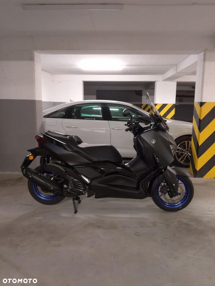 Yamaha X-max - 3
