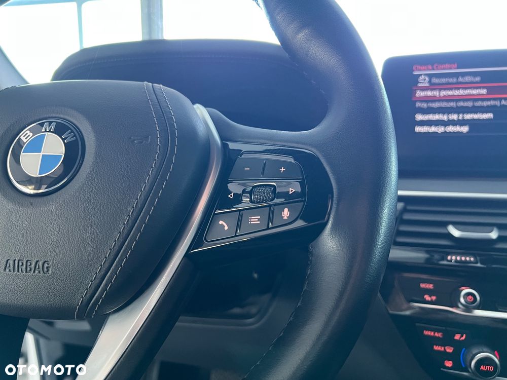 BMW Seria 5 520d mHEV Luxury Line - 25