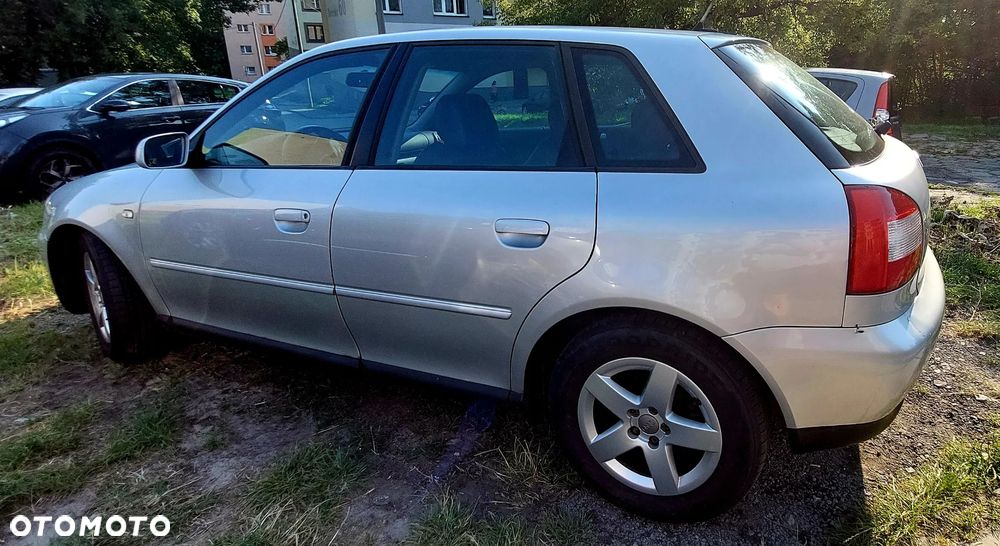 Audi A3 Sportback 1.8 Ambition - 5