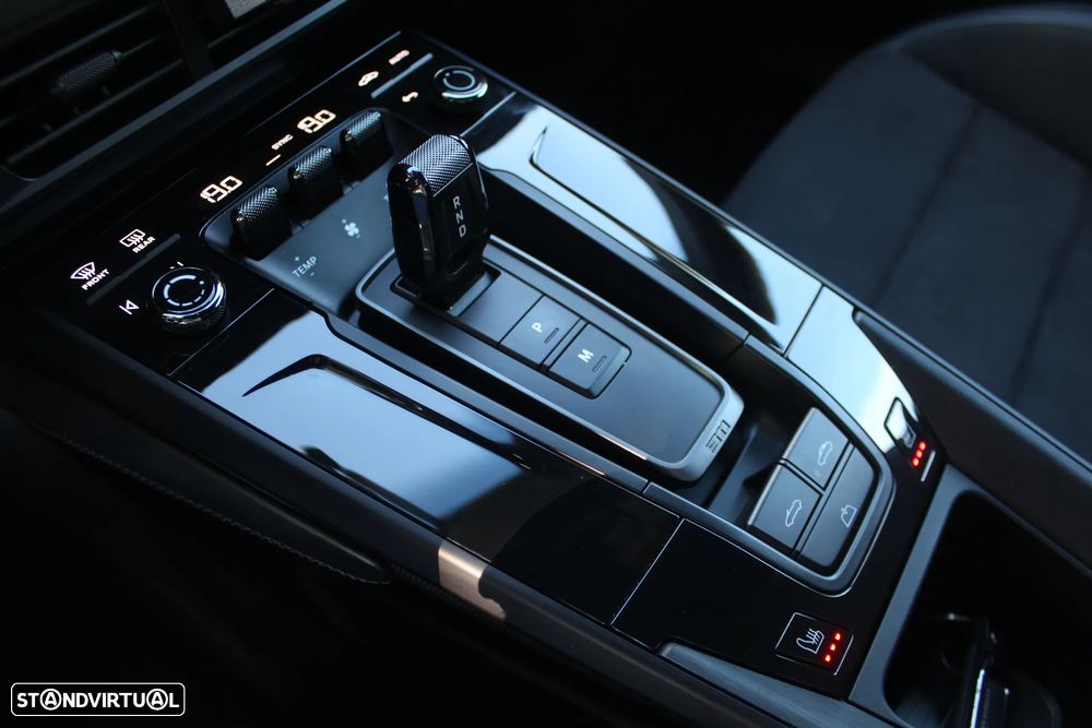Porsche 911 (992) Carrera GTS - 27