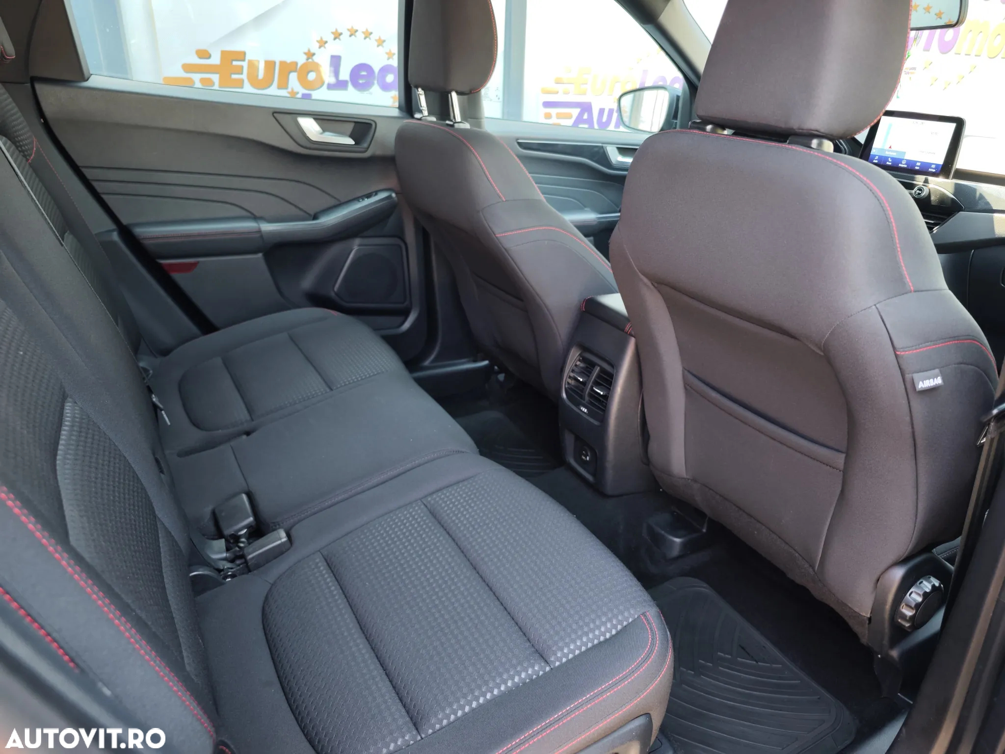 Ford Kuga 1.5 EcoBlue A8 FWD ST Line - 12