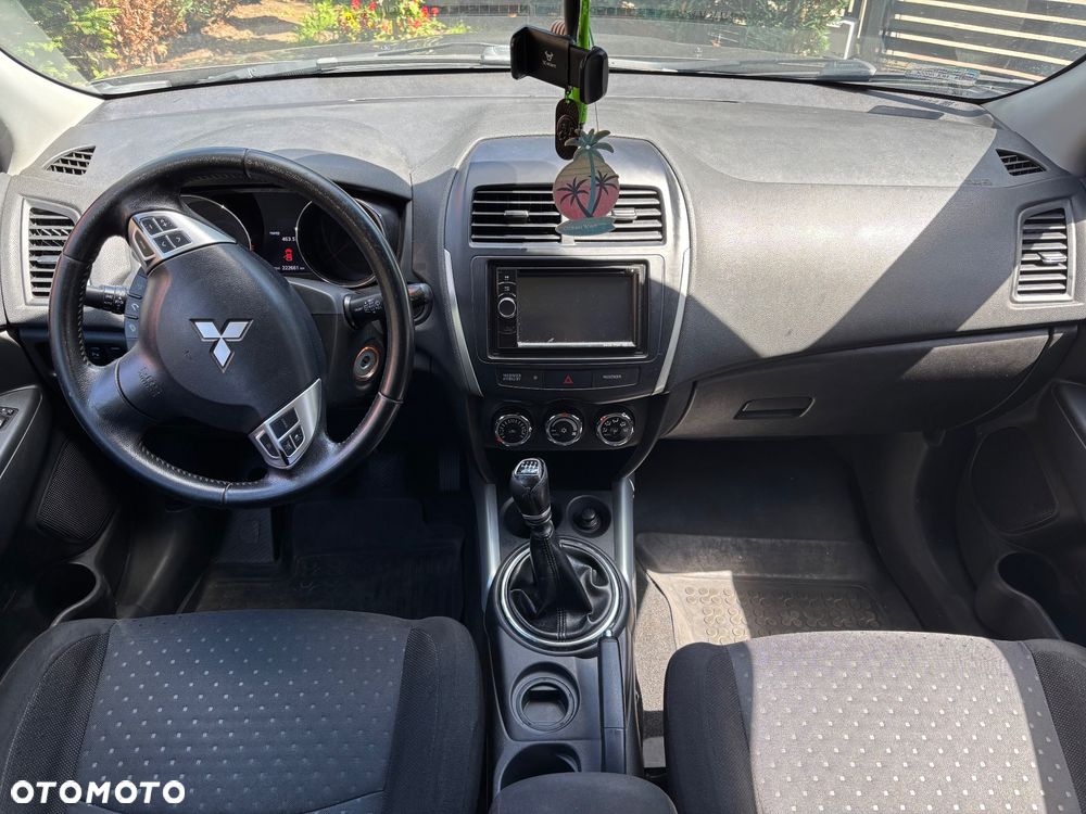 Mitsubishi ASX - 9