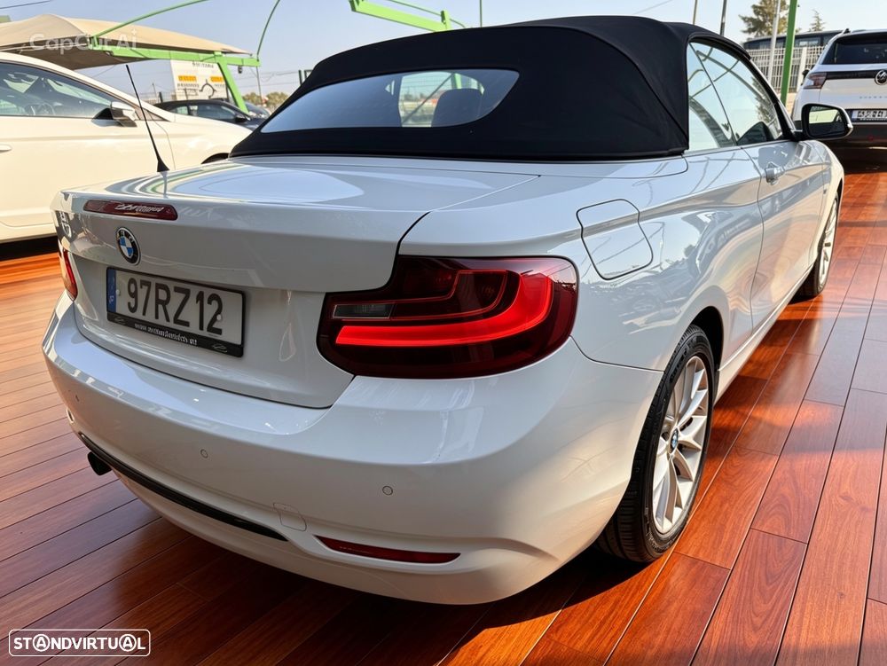 BMW 218 i Cabrio Line Sport Auto - 5