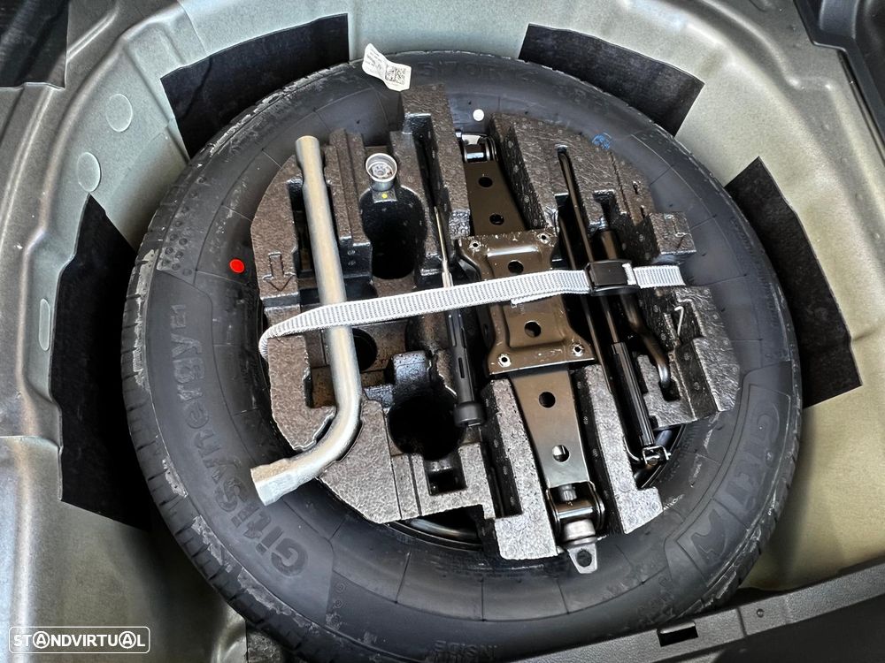 Skoda Fabia 1.0 MPI First Edition - 60