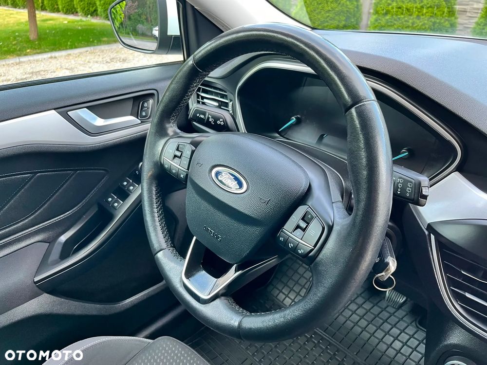 Ford Focus 1.5 EcoBlue Start-Stopp-System COOL&CONNECT - 34