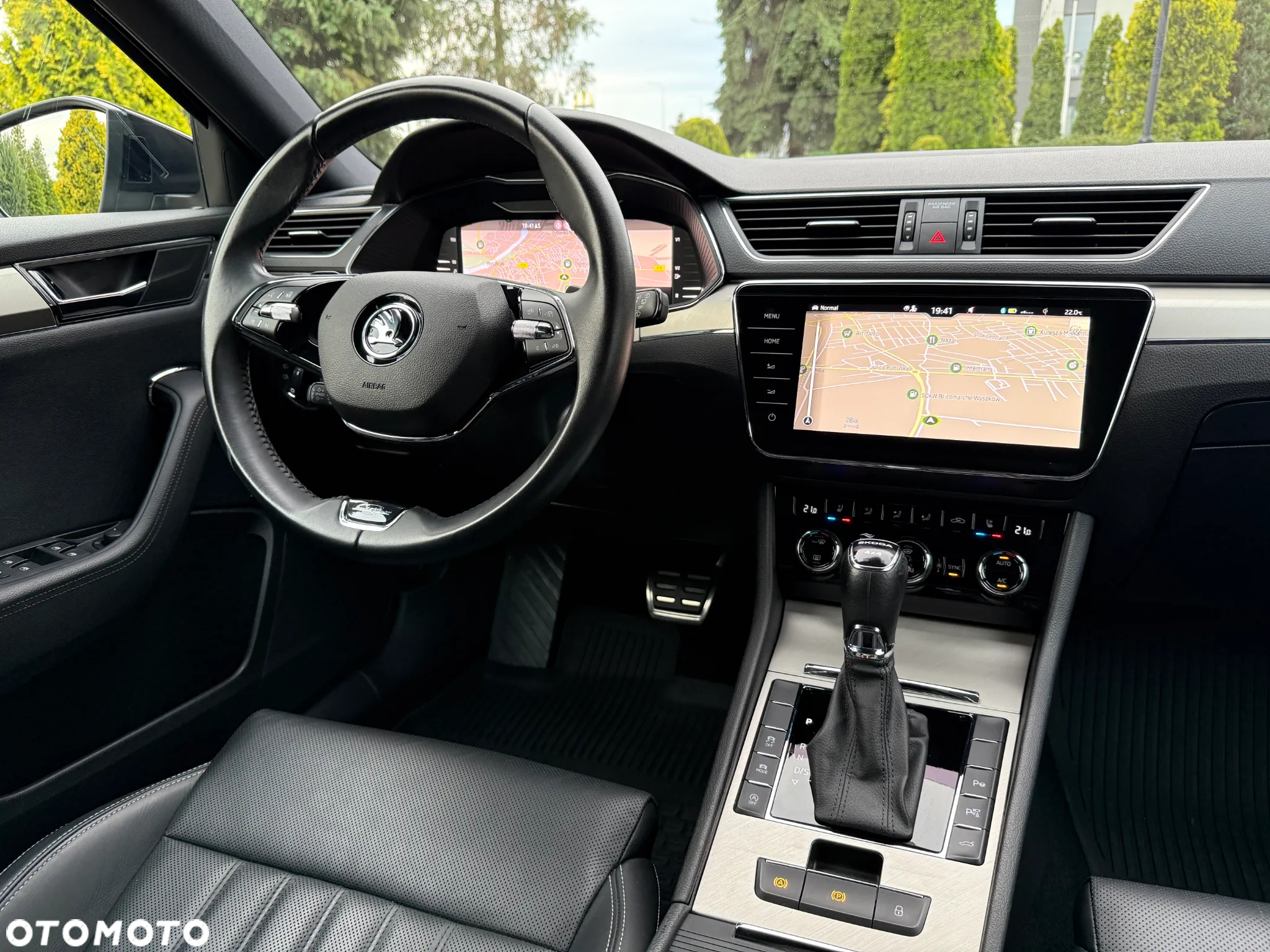 Skoda Superb 2.0 TSI 4x4 L&K DSG - 30