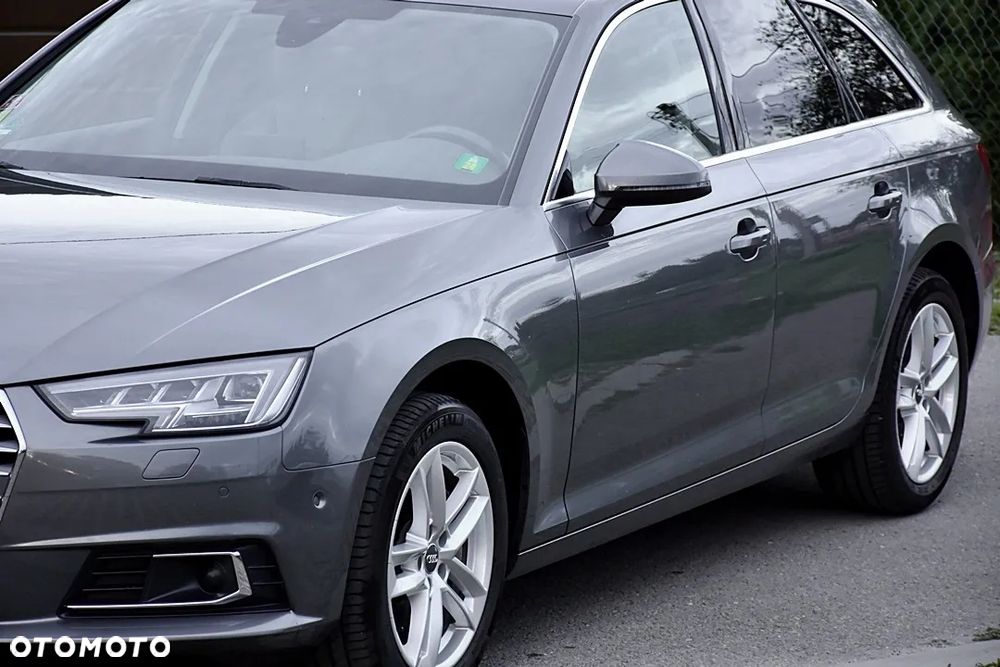 Audi A4 Avant 2.0 TDI Design S tronic - 10