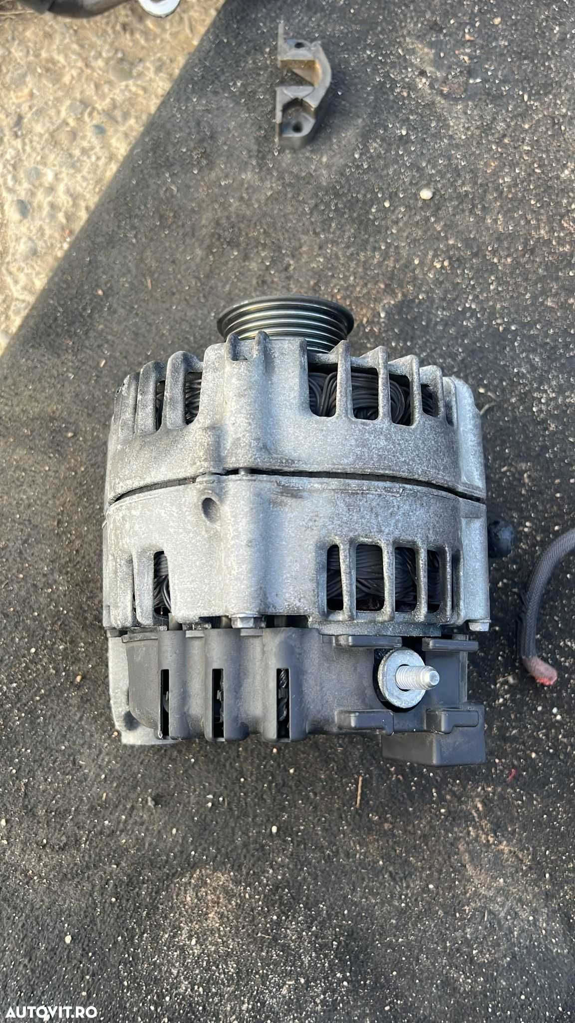 Alternator BMW seria 7 F01 F02 730d seria 5 F10 F07 N57 220A 7807187 - 2