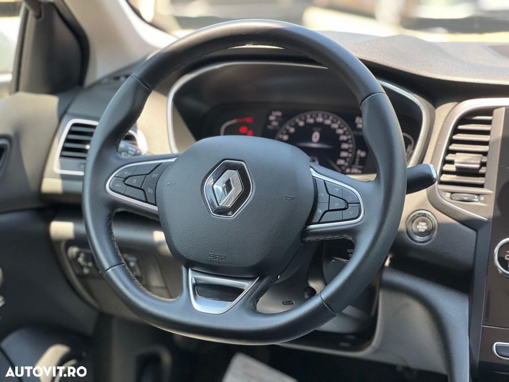 Renault Megane TCe 140 EDC GPF Techno - 14