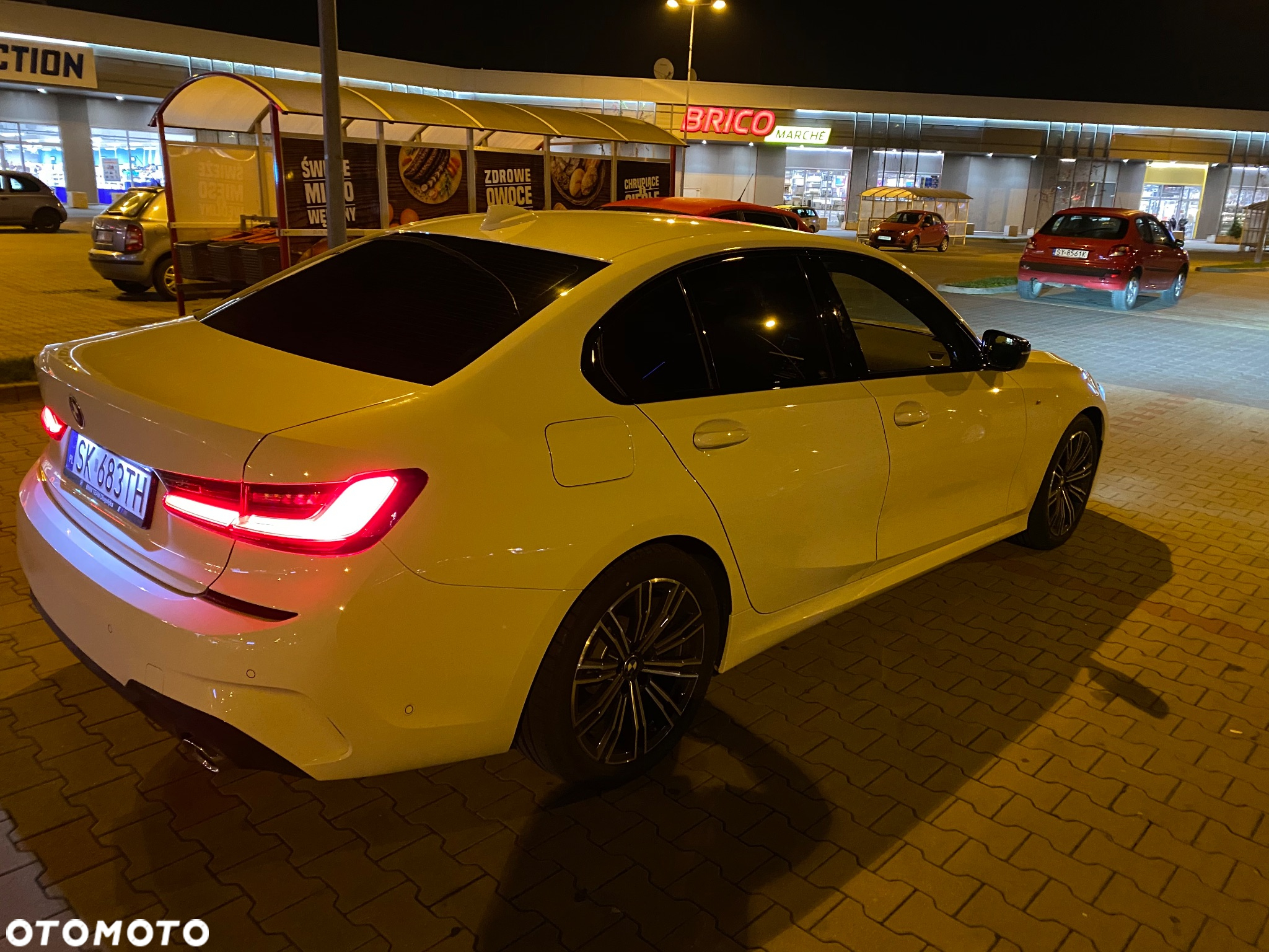 BMW Seria 3 318i M Sport - 4