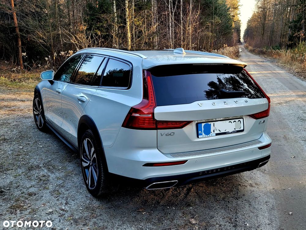 Volvo V60 Cross Country D4 AWD - 8