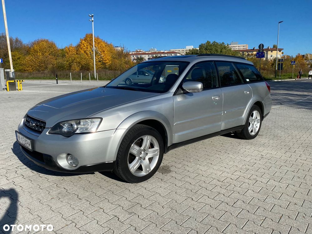Subaru Legacy Kombi 3.0 H6 NAV - 3