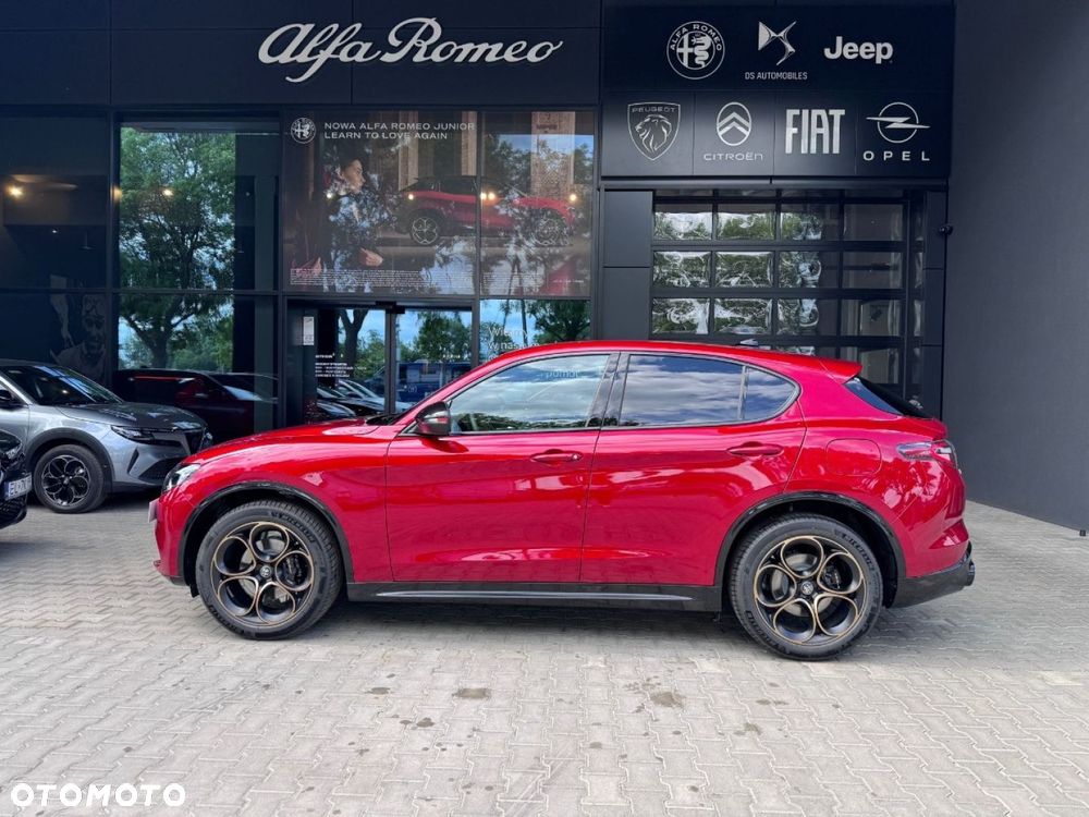 Alfa Romeo Stelvio - 9