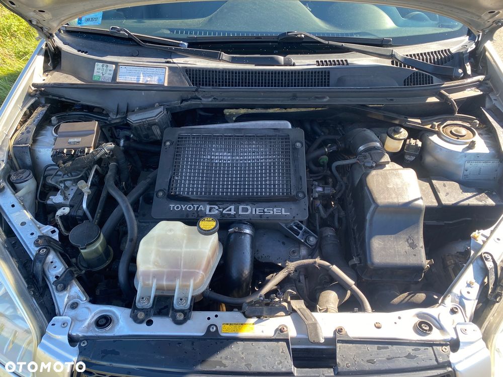 Toyota RAV4 2.0 D-4D 4x4 - 5