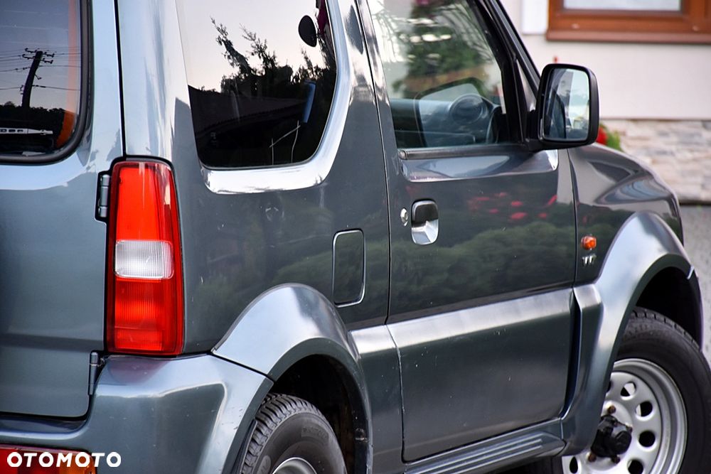 Suzuki Jimny 1.3 JX / Club - 11