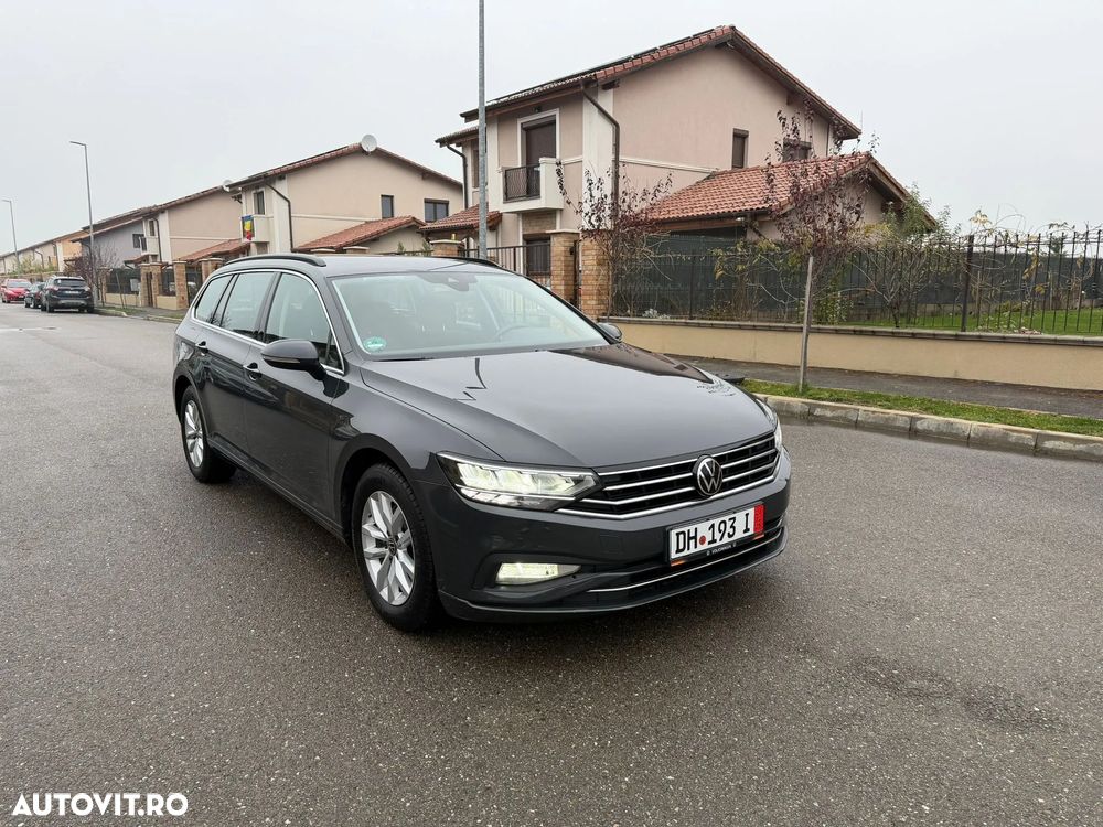 Volkswagen Passat - 2