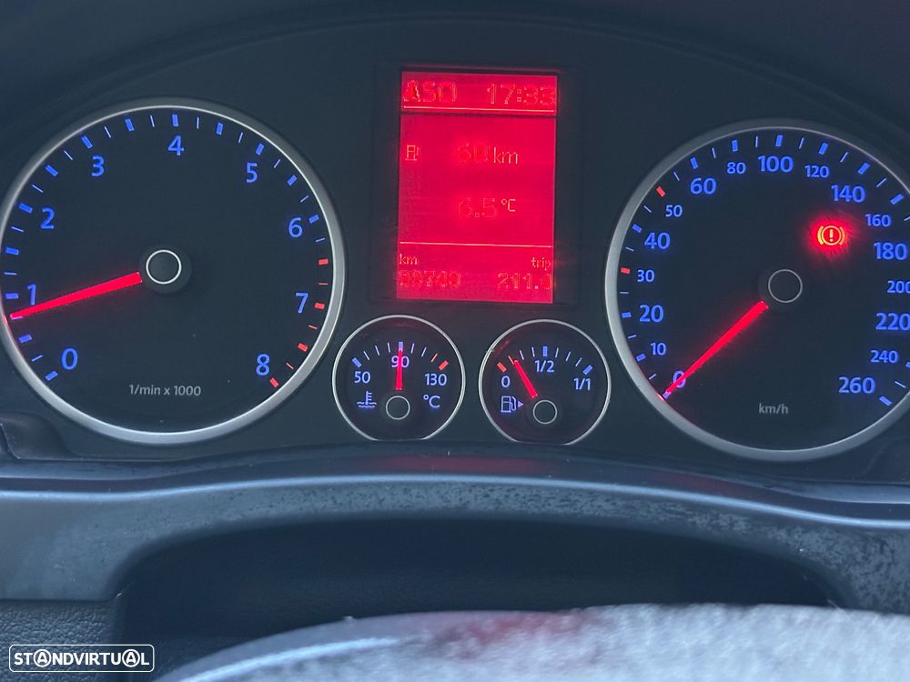 VW Tiguan 1.4 TSI Sport 4Motion - 9