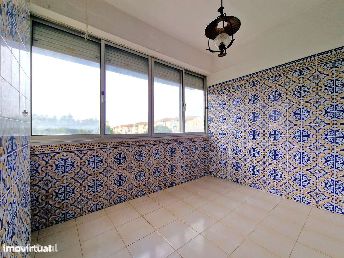 Apartamento T3 para remodelação total nos Olivais - Grande imagem: 3/28