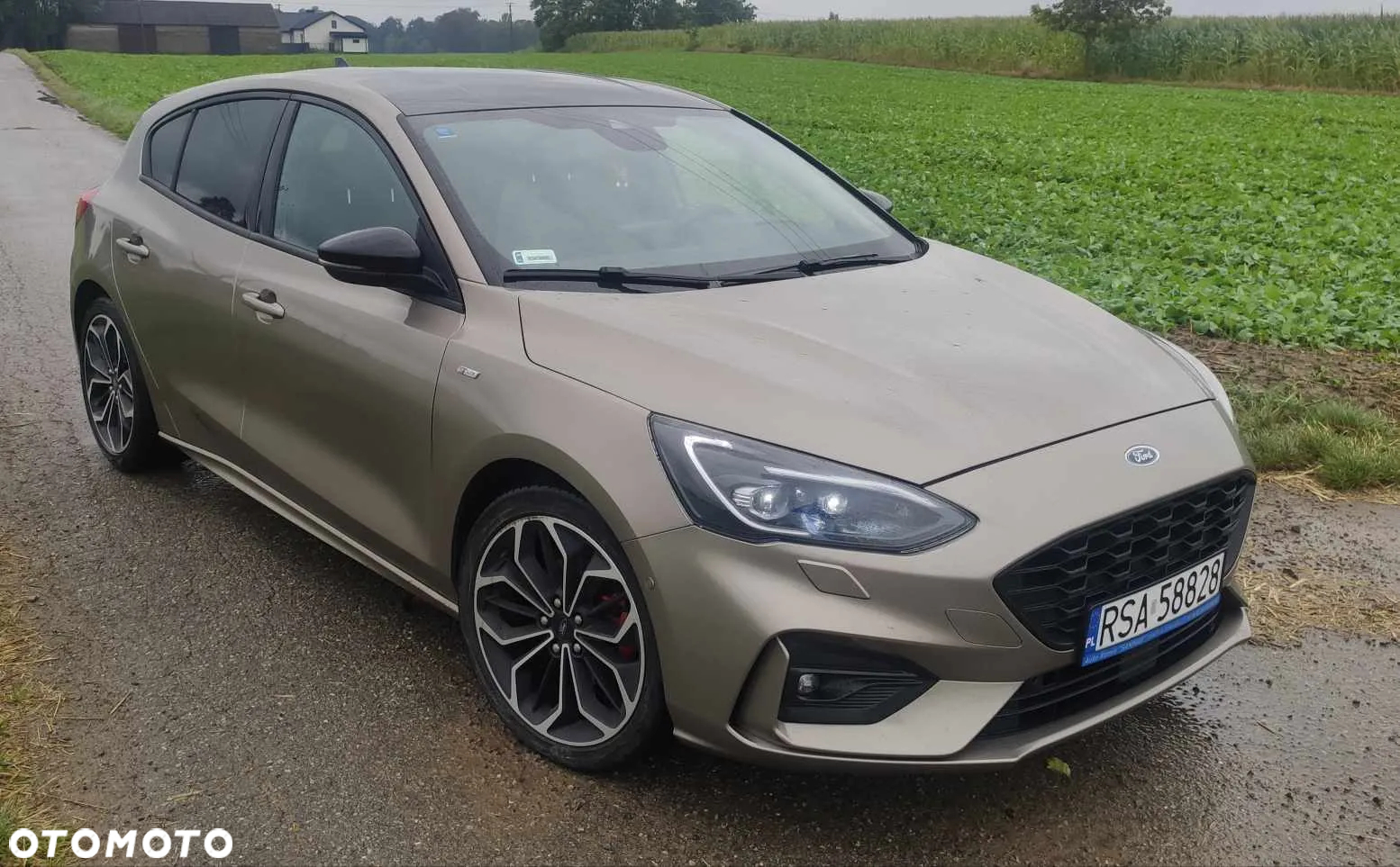 Ford Focus 1.5 EcoBoost Start-Stopp-System ST-LINE - 2