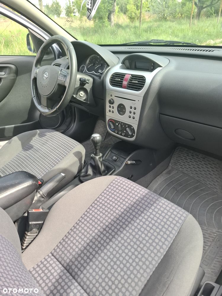 Opel Corsa 1.2 16V NJoy - 6