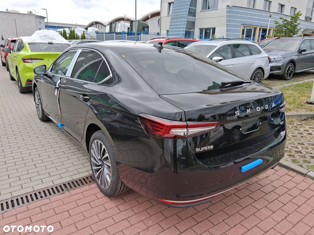 Skoda Superb 2.0 TSI 4x4 L&K DSG - 4