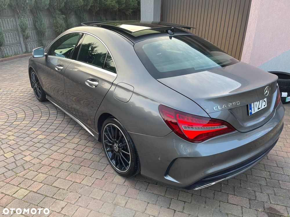 Mercedes-Benz CLA 250 4Matic 7G-DCT AMG Line - 6