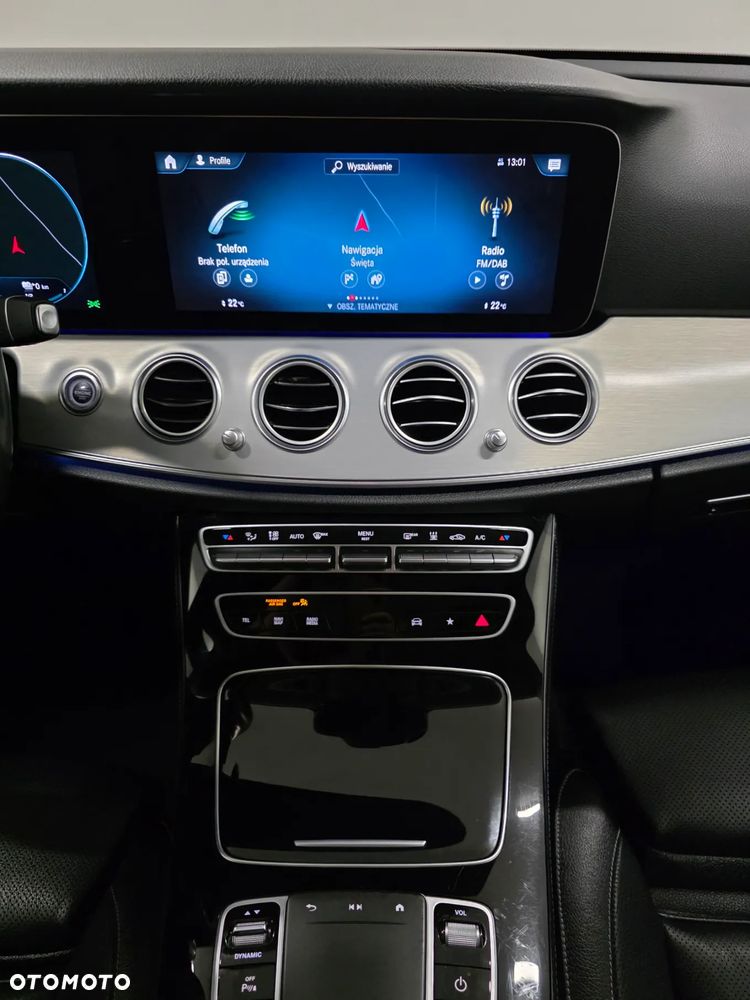 Mercedes-Benz Klasa E - 15