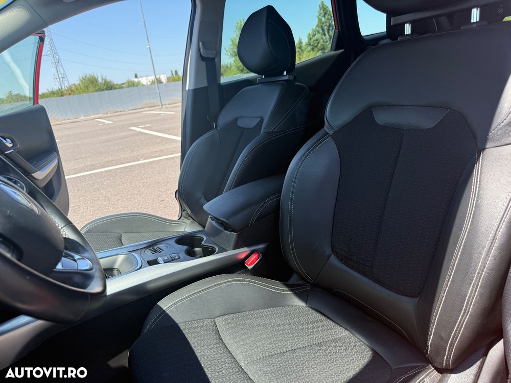 Renault Kadjar Energy dCi 110 EDC LIMITED - 32