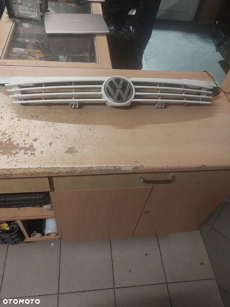 ATRAPA CHŁODNICY VW T4 LIFT - 2