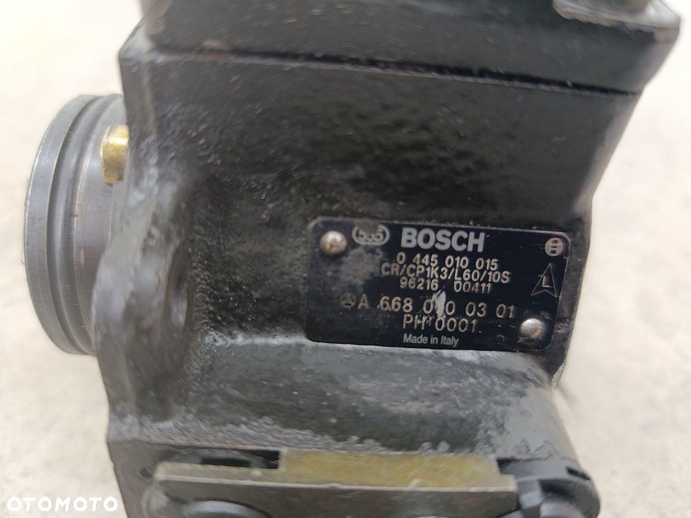 POMPA WTRYSKOWA MERCEDES-BENZ KLASA A W168 A6680700301  0445010015  BOSCH - 2