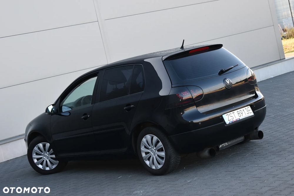 Volkswagen Golf - 31