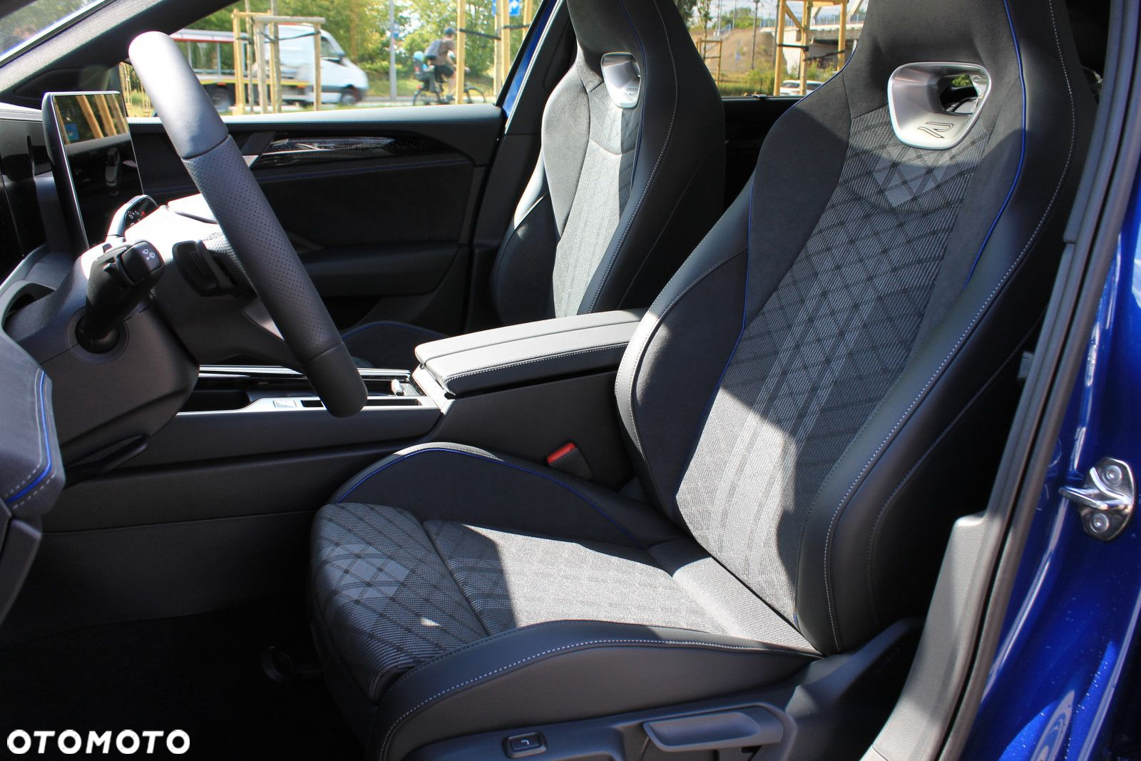 Volkswagen Passat - 10