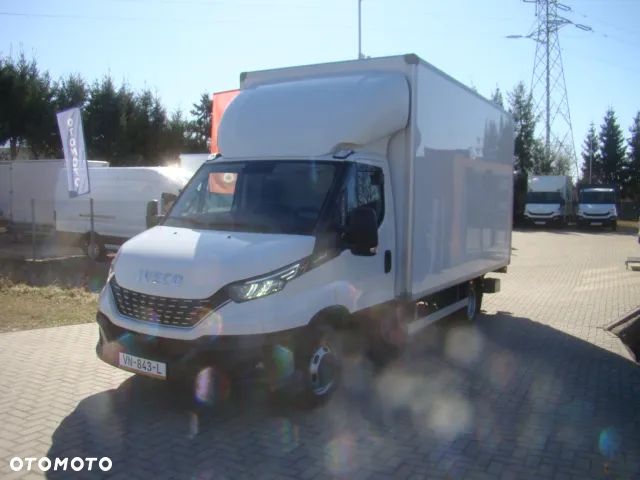 Iveco DAILY 35 C 18 HI-MATIC 3.5T 4.45M WINDA 1000KG - 1