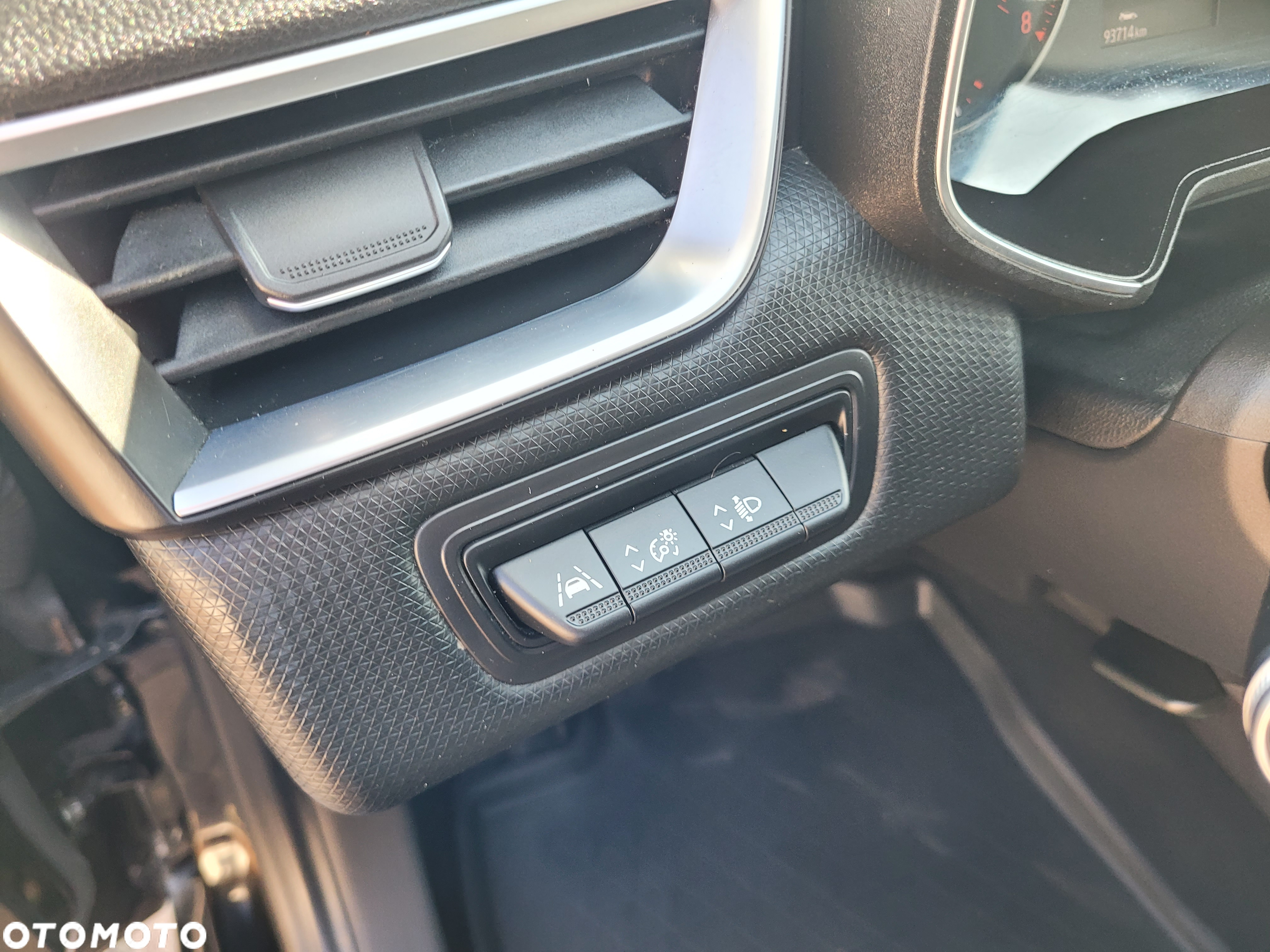 Renault Clio - 18