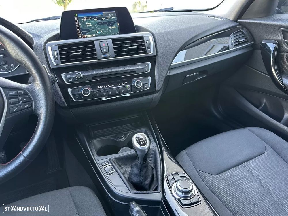 BMW 116 d Sport Line - 31