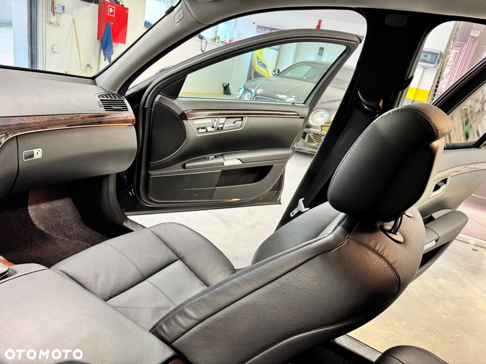 Mercedes-Benz Klasa S 350 7G-TRONIC - 32